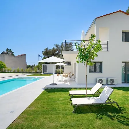 Filoxenia Luxury شقة *