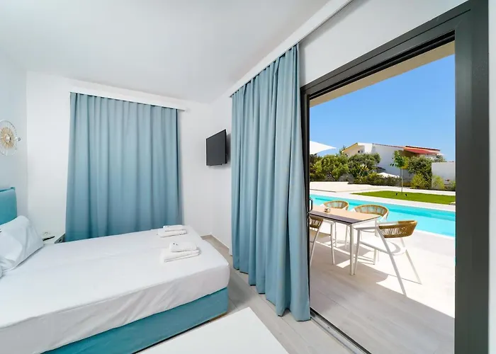 Filoxenia Luxury شقة